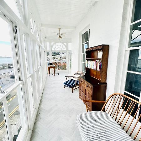 Flat 4 Marine Parade House, 1 East Cliff- Next To Dover Port, White Cliffs, Beach, Castle ภายนอก รูปภาพ