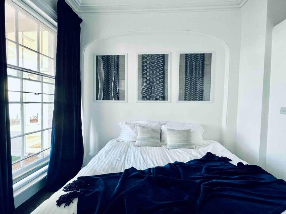 Flat 4 Marine Parade House, 1 East Cliff- Next To Dover Port, White Cliffs, Beach, Castle ภายนอก รูปภาพ