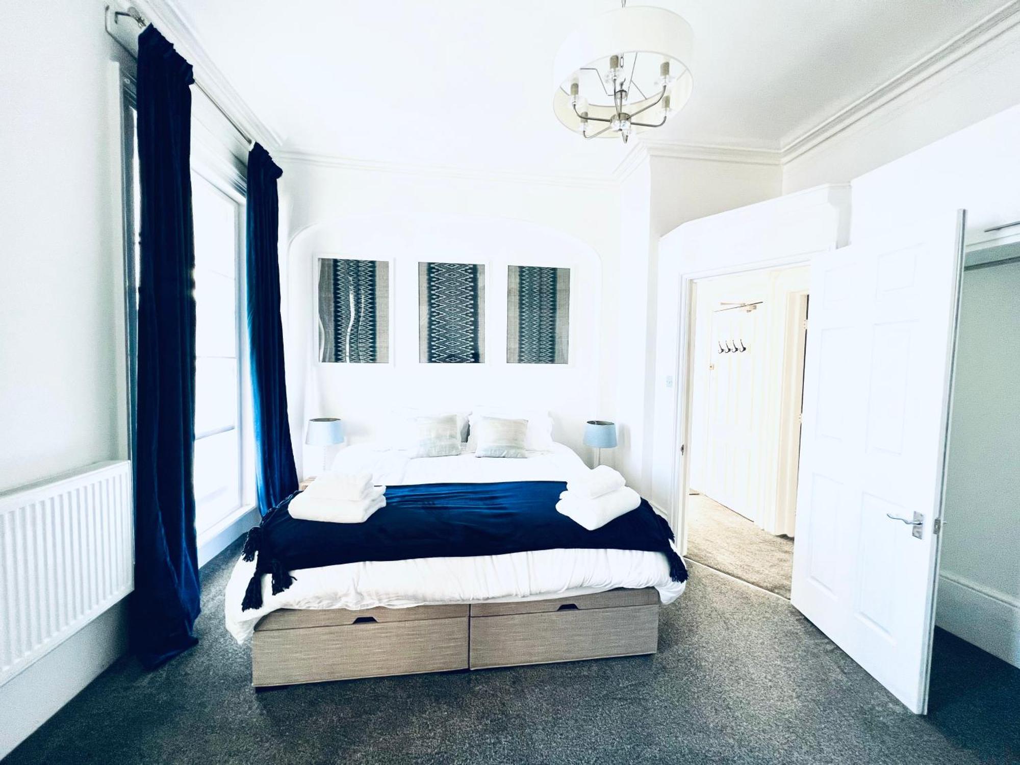 Flat 4 Marine Parade House, 1 East Cliff- Next To Dover Port, White Cliffs, Beach, Castle ภายนอก รูปภาพ